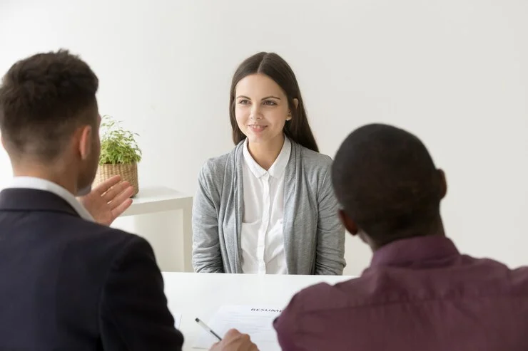 prepárate para tu entrevista con nuestros consejos y estrategias efectivas. descubre cómo destacar tus habilidades y aumentar tus posibilidades de éxito en el proceso de selección.